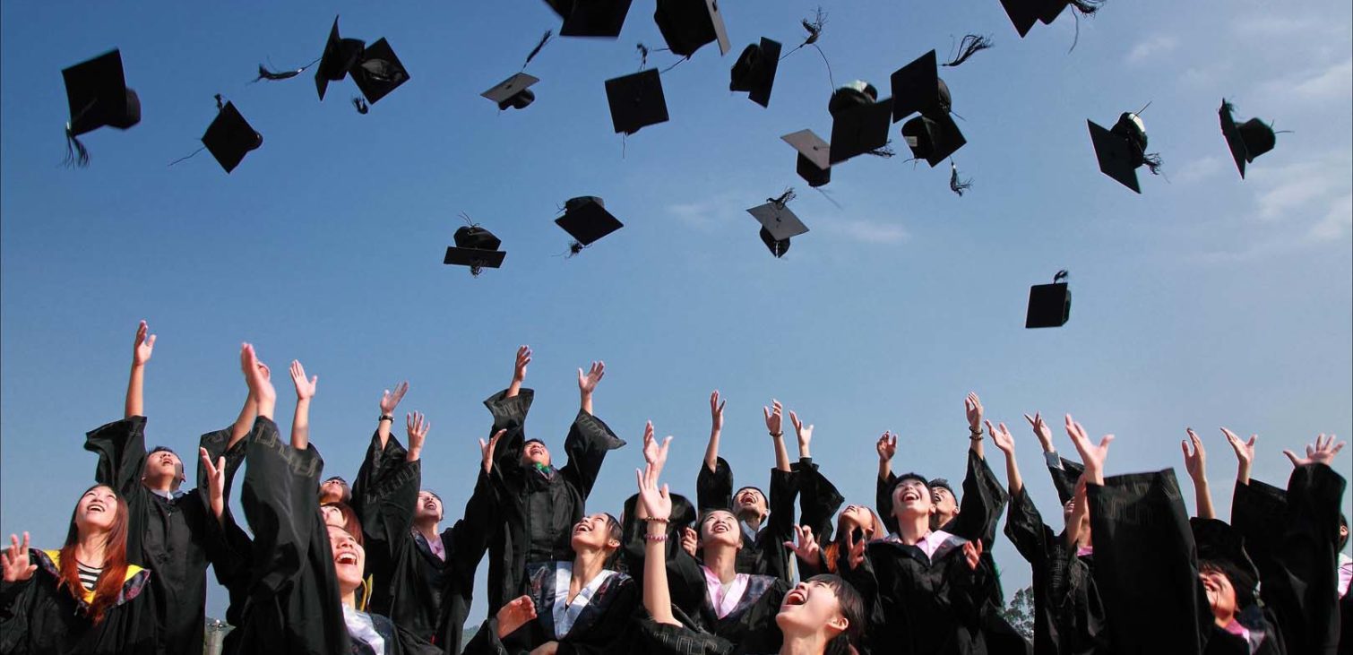 students-graduating-1510x731