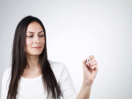 drawing-note-screen-pen-woman-istock-1-427x320